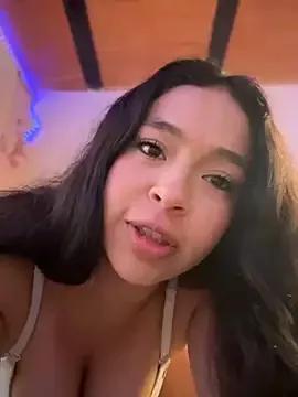 emma_fiore4_ from StripChat is Freechat