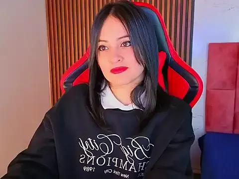 Emma_gatess from StripChat