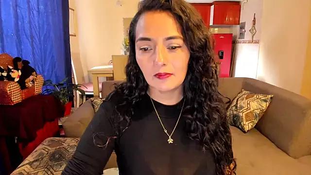 emma_luxy from StripChat