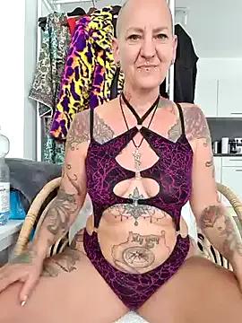 Emma_Milf25 from StripChat