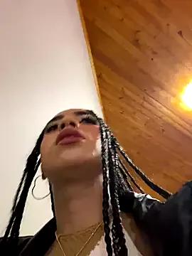 Explore our live girls sluts from our Custom and Multi clubs and checkout exclusive access to highly interactive content, such as shape, hair, titties, pussy type and many more.