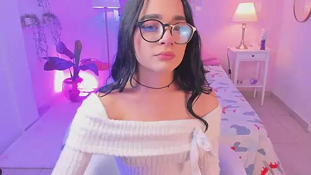 Explore our live girls sluts from our Custom and Multi clubs and checkout exclusive access to highly interactive content, such as shape, hair, titties, pussy type and many more.