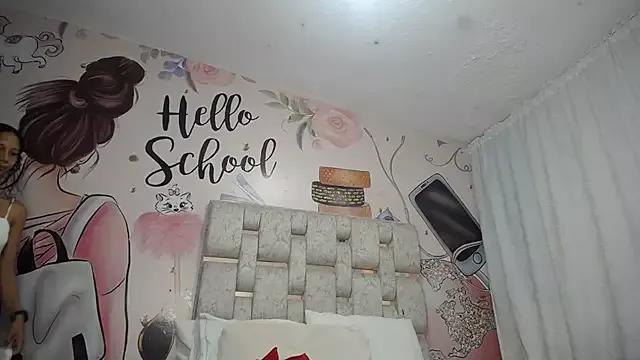 EMMA_SWEETT1 from StripChat
