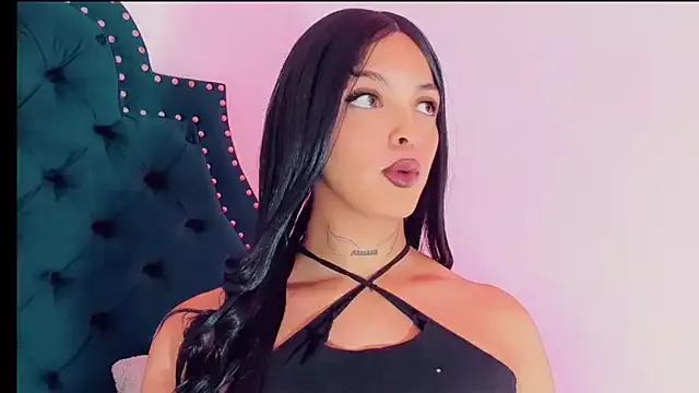 Emmaa_Saenz_ from StripChat