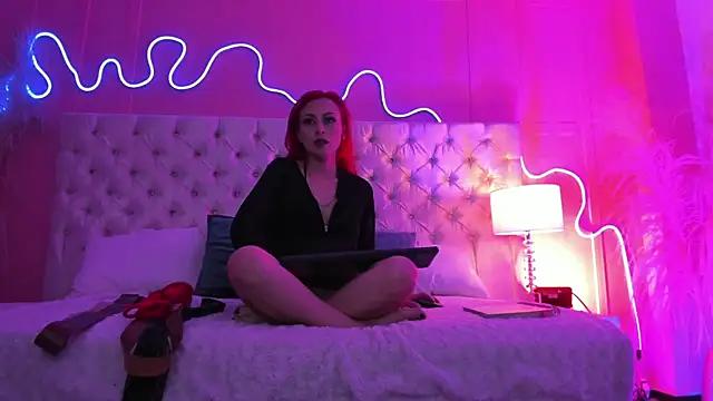 emmaa_with from StripChat