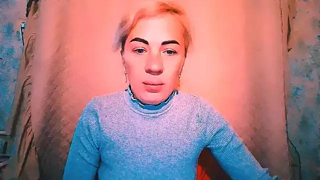 EmmaCat_ from StripChat