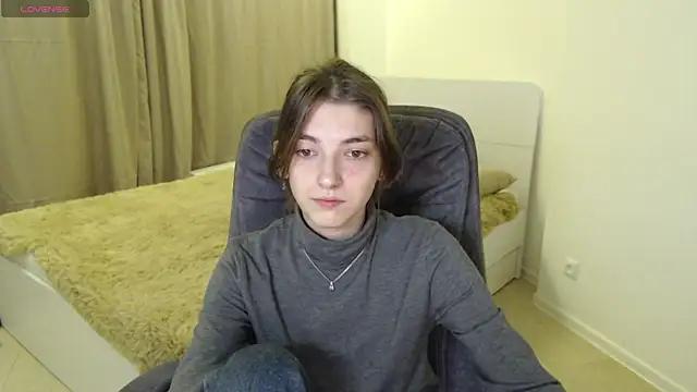 Explore our live girls sluts from our Custom and Multi clubs and checkout exclusive access to highly interactive content, such as shape, hair, titties, pussy type and many more.