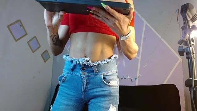 emmafox_ls from StripChat