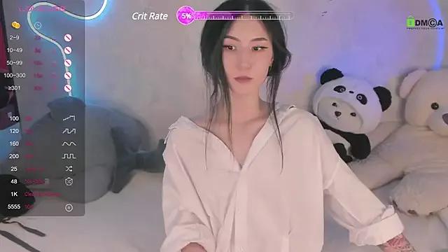 Explore our live girls sluts from our Custom and Multi clubs and checkout exclusive access to highly interactive content, such as shape, hair, titties, pussy type and many more.