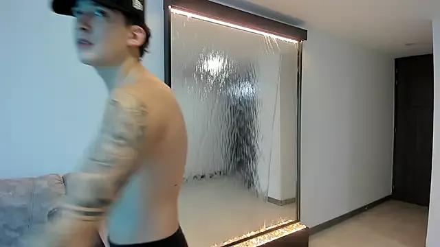 emmanuel_scor from StripChat