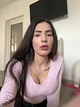 Explore our live girls sluts from our Custom and Multi clubs and checkout exclusive access to highly interactive content, such as shape, hair, titties, pussy type and many more.