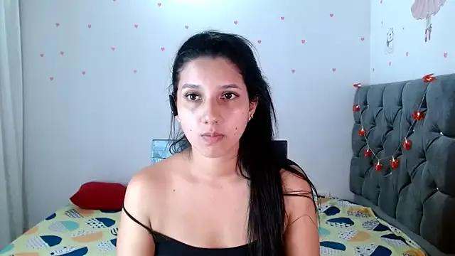emmariders2 from StripChat