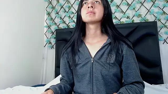 EmmaWilliamss from StripChat