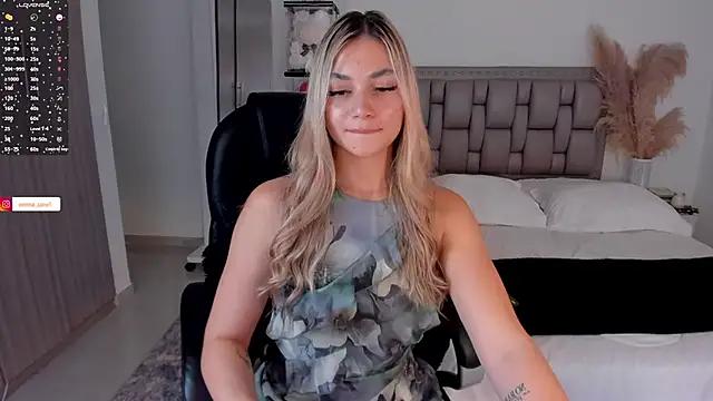 EmmaZane from StripChat