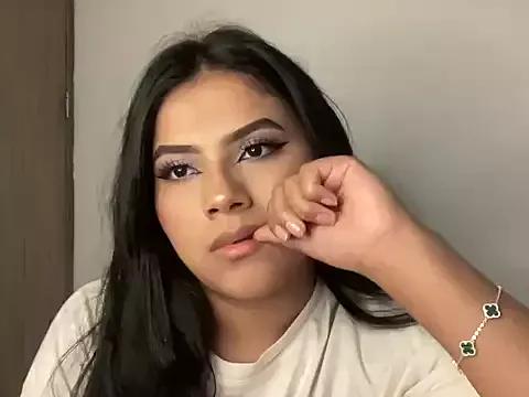 Emmie_Sc from StripChat is Freechat