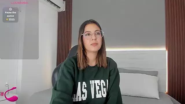 Emmy_Meadows from StripChat