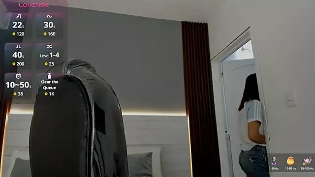 Emmy_Meadows from StripChat