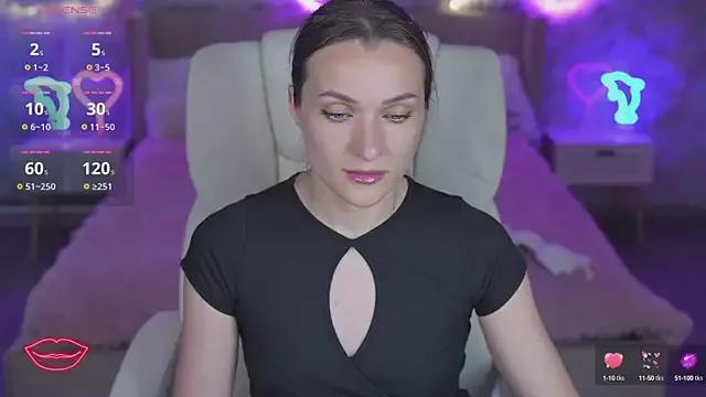 EmmySkyy from StripChat