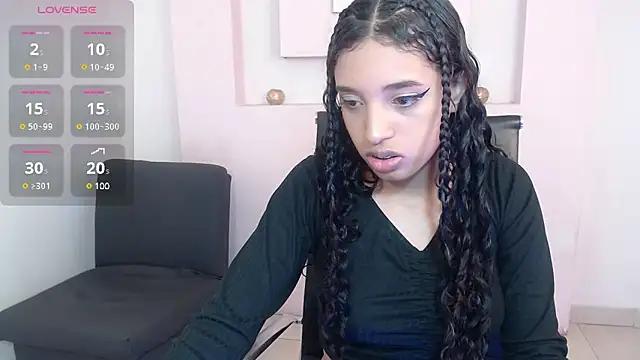Explore our live girls sluts from our Custom and Multi clubs and checkout exclusive access to highly interactive content, such as shape, hair, titties, pussy type and many more.