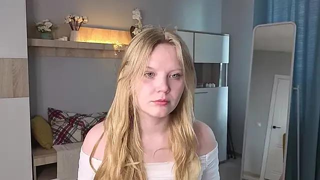 EmmySton from StripChat