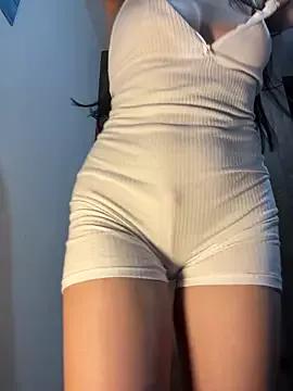 Emmyy_x from StripChat is Freechat