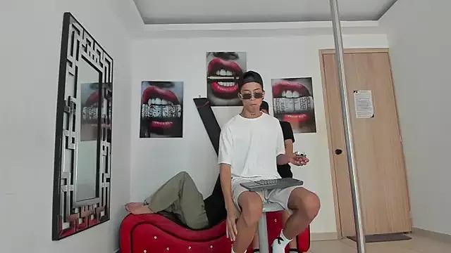 Photos of EMPIRE_BOYS1 from StripChat is Freechat