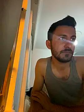 emreedenizzz from StripChat is Freechat