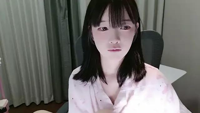 Photos of EnEn_xiaobao from StripChat is Freechat