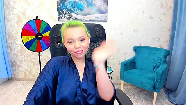 Explore our live girls sluts from our Custom and Multi clubs and checkout exclusive access to highly interactive content, such as shape, hair, titties, pussy type and many more.
