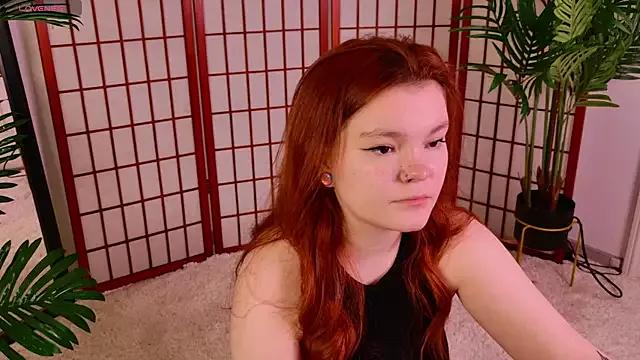 EnnySunrise from StripChat