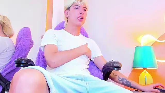 Enrrixxx_ from StripChat