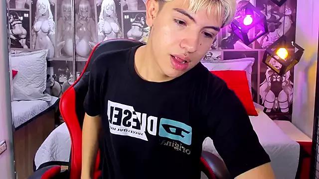 Enrrixxx_ from StripChat