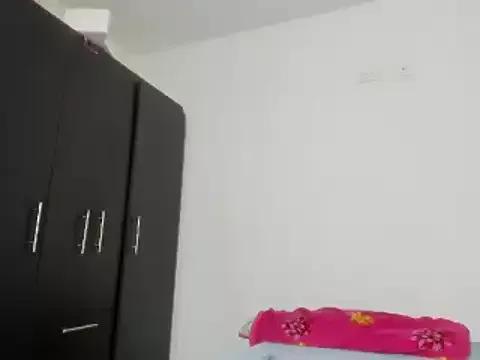 enyelsalas2 from StripChat