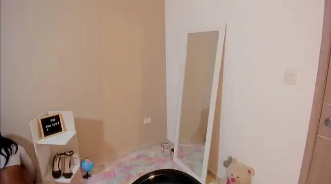 enyelsalas2 from StripChat