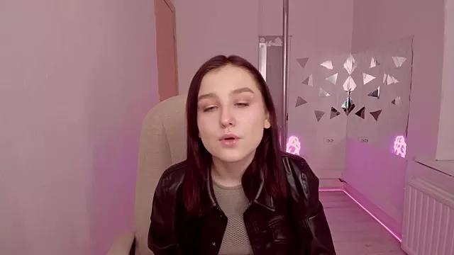 Explore our live girls sluts from our Custom and Multi clubs and checkout exclusive access to highly interactive content, such as shape, hair, titties, pussy type and many more.
