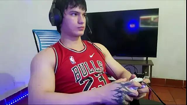 ErickWalton webcams show profile image 