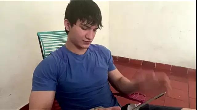 ErickWalton from StripChat is Freechat