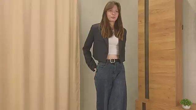 Explore our live girls sluts from our Custom and Multi clubs and checkout exclusive access to highly interactive content, such as shape, hair, titties, pussy type and many more.