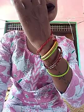 Eshna_Dabral webcams show profile image 