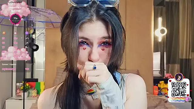 Explore our live girls sluts from our Custom and Multi clubs and checkout exclusive access to highly interactive content, such as shape, hair, titties, pussy type and many more.