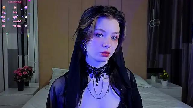 EsmeBellas from StripChat