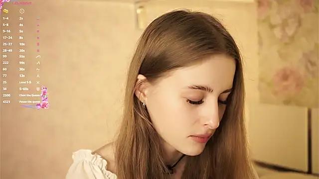 EsmeDainty from StripChat