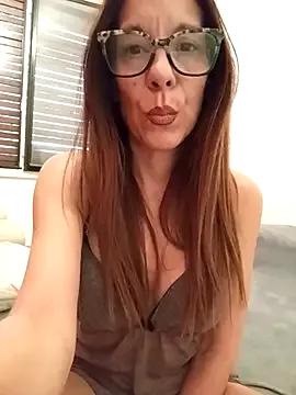 Esmeralda_passion from StripChat is Freechat