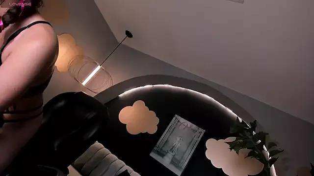 EsmeraldaGrace1 from StripChat