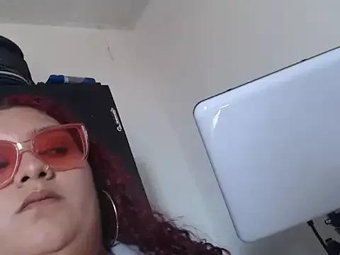 Estefania23 from StripChat