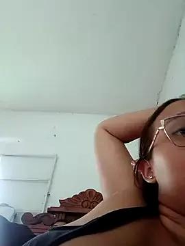 Estelita0111 webcams show profile image 