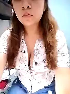 estreexotic from StripChat is Freechat