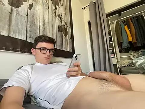 Eternelfrisson from StripChat