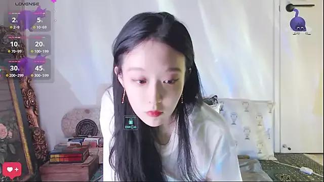 Etherealcat33 from StripChat