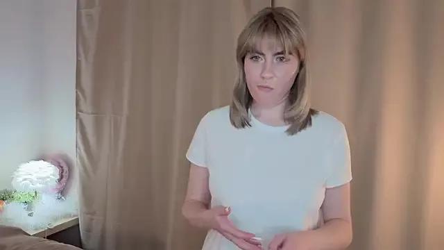 EuniceRaymundo from StripChat is Freechat